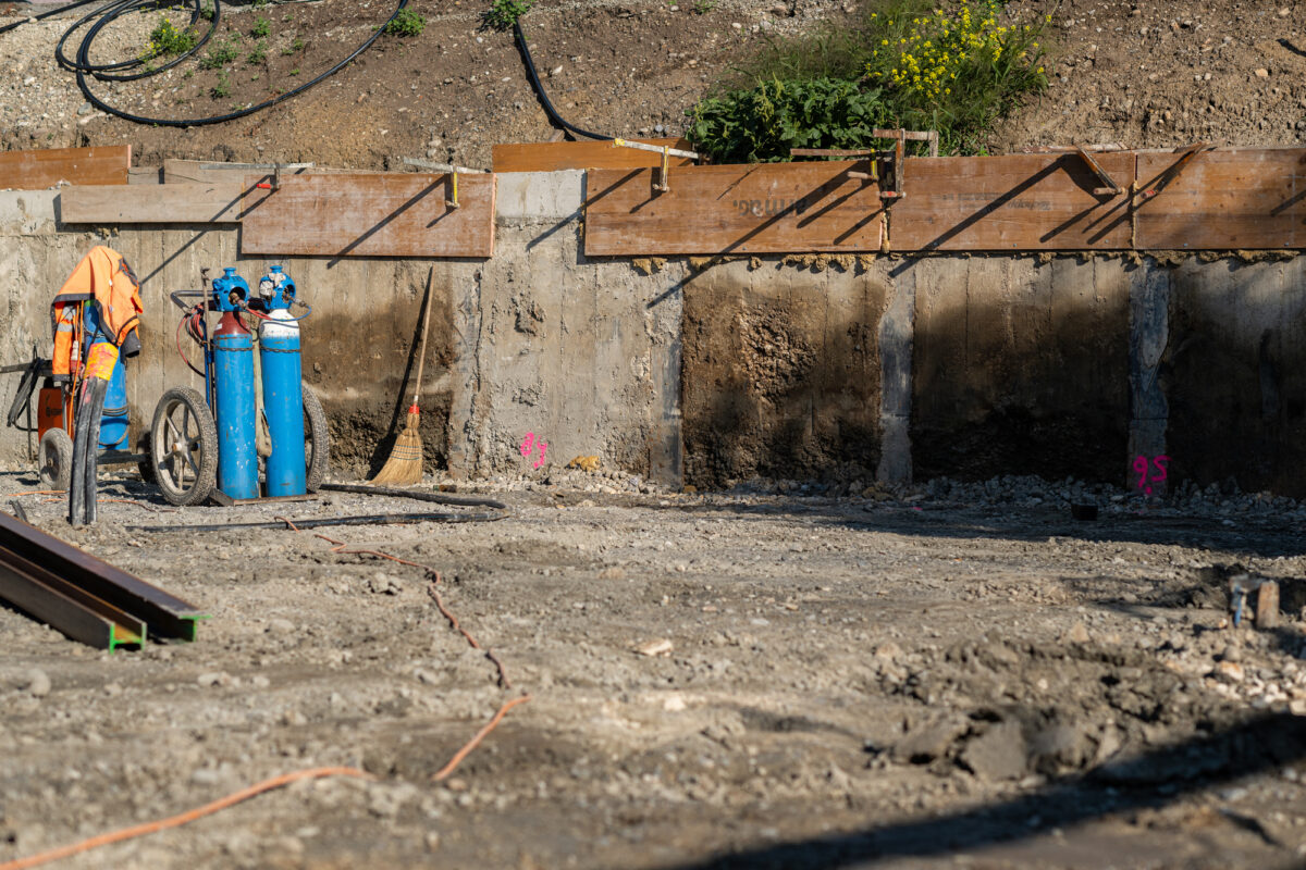 Arm ag 08 25 0513 small